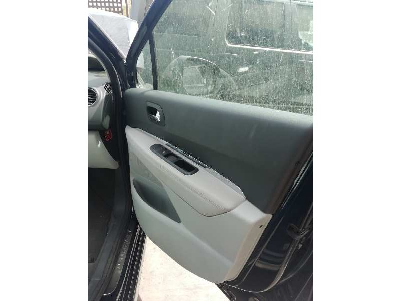 Recambio de guarnecido puerta delantera derecha para peugeot 3008 allure referencia OEM IAM  CUERO 