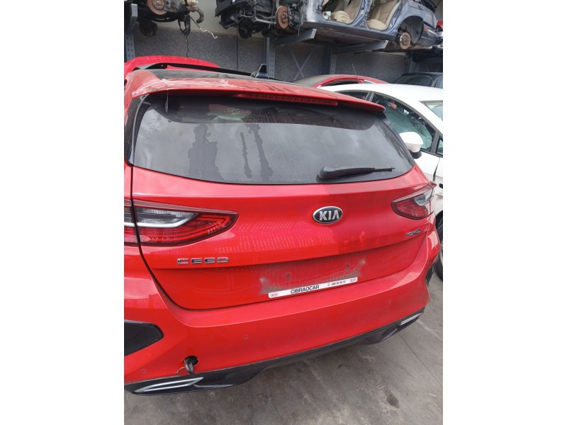 Recambio de porton trasero para kia ceed gt line referencia OEM IAM   