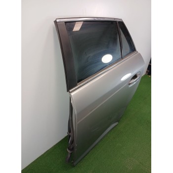 Recambio de puerta trasera izquierda para toyota avensis touring sports advance referencia OEM IAM   