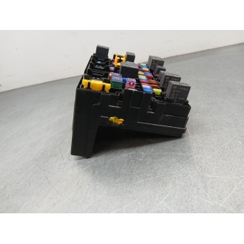 Recambio de caja reles / fusibles para omoda 5 referencia OEM IAM 807000525AA  