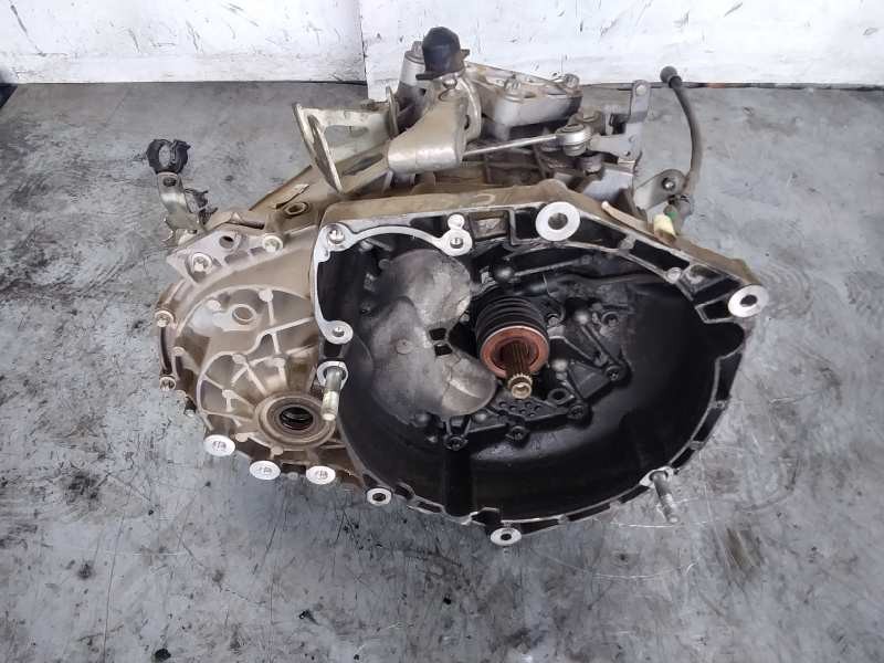 Recambio de caja cambios para opel combo d edition l1h1 referencia OEM IAM 55216183  