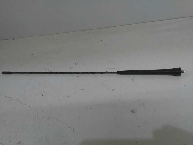 Recambio de antena para bmw serie 1 berlina (e81/e87) 118d referencia OEM IAM   VARILLA