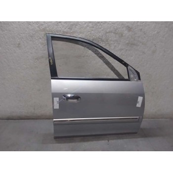 Recambio de puerta delantera derecha para kia carens 2.0 crdi ex monovolumen referencia OEM IAM 760041D010  760041D010
