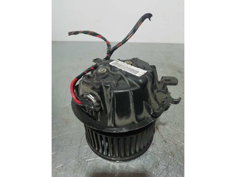 Recambio de motor calefaccion para peugeot 1007 1.4 referencia OEM IAM GMVA86MGARFCL  
