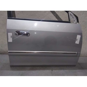Recambio de puerta delantera derecha para kia carens 2.0 crdi ex monovolumen referencia OEM IAM 760041D010  760041D010