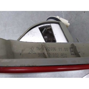 Recambio de piloto trasero derecho interior para mitsubishi colt cabrio czc instyle referencia OEM IAM 98082302  