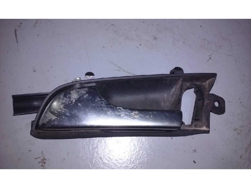 Recambio de maneta interior delantera izquierda para audi a3 (8p) 2.0 tdi ambiente referencia OEM IAM   