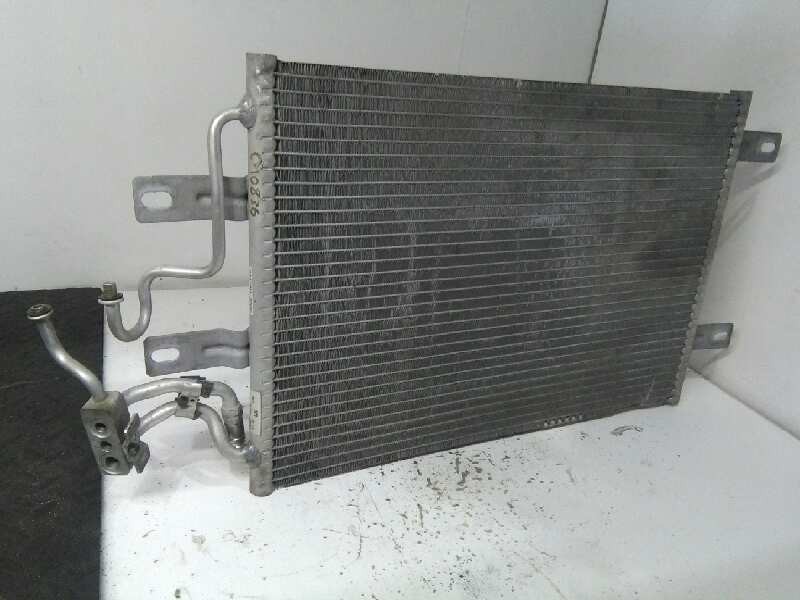 Recambio de condensador / radiador aire acondicionado para opel meriva cosmo referencia OEM IAM 52405230  