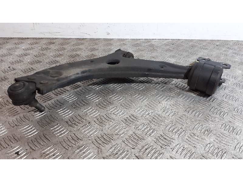 Recambio de brazo suspension inferior delantero derecho para volvo c70 cabriolet d5 momentum referencia OEM IAM   