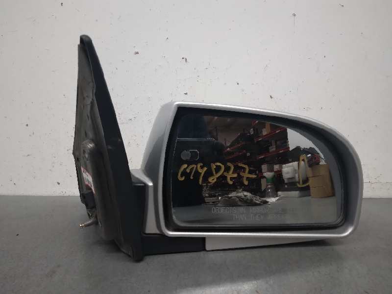 Recambio de retrovisor derecho para kia carens 2.0 crdi ex monovolumen referencia OEM IAM  ELECTRICO 5 PINES GRIS