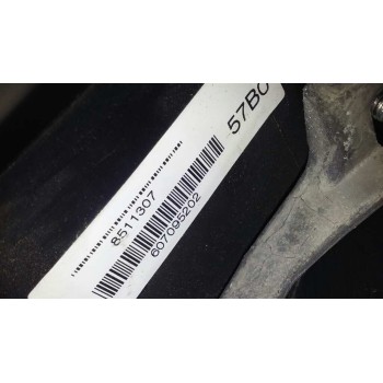 Recambio de volante para toyota auris luna referencia OEM IAM 8511307  