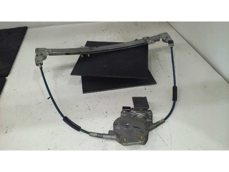 Recambio de elevalunas delantero izquierdo para fiat punto berl. (176) 75 elx referencia OEM IAM   2 PINS