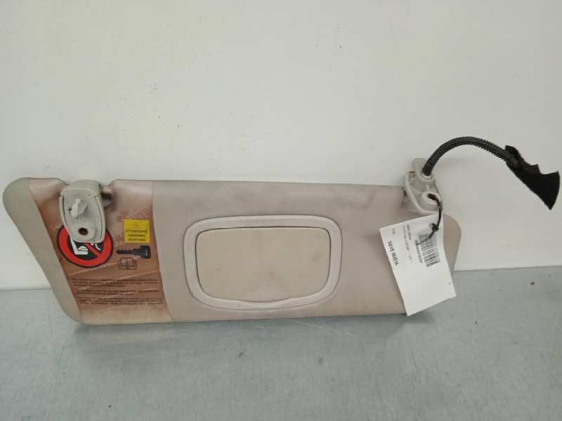 Recambio de parasol derecho para fiat stilo (192) 1.9 jtd cat referencia OEM IAM  C/ LUZ 