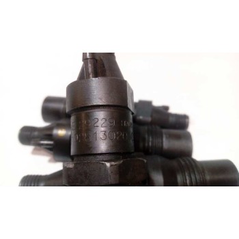 Recambio de inyector para volkswagen polo berlina (6n1) 1.9 diesel referencia OEM IAM 028130201C  