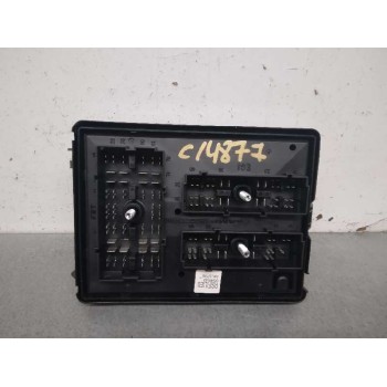 Recambio de caja reles / fusibles para kia carens 2.0 crdi ex monovolumen referencia OEM IAM AK5226  