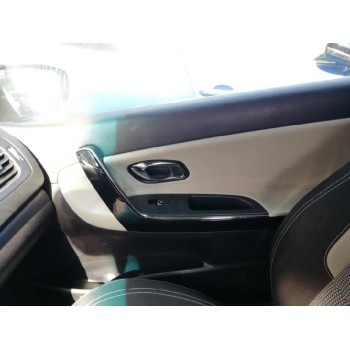 GUARNECIDO PUERTA DELANTERA DERECHA 3 PUERTAS 