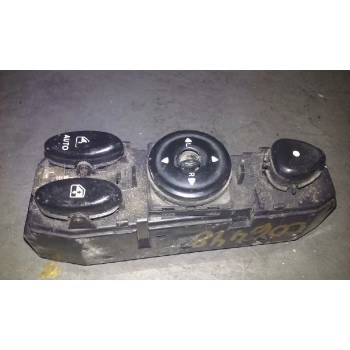 MANDO ELEVALUNAS DELANTERO IZQUIERDO 