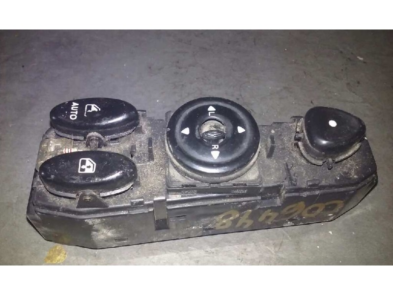Recambio de mando elevalunas delantero izquierdo para hyundai coupe (j2) 1.6 fx coupe referencia OEM IAM   