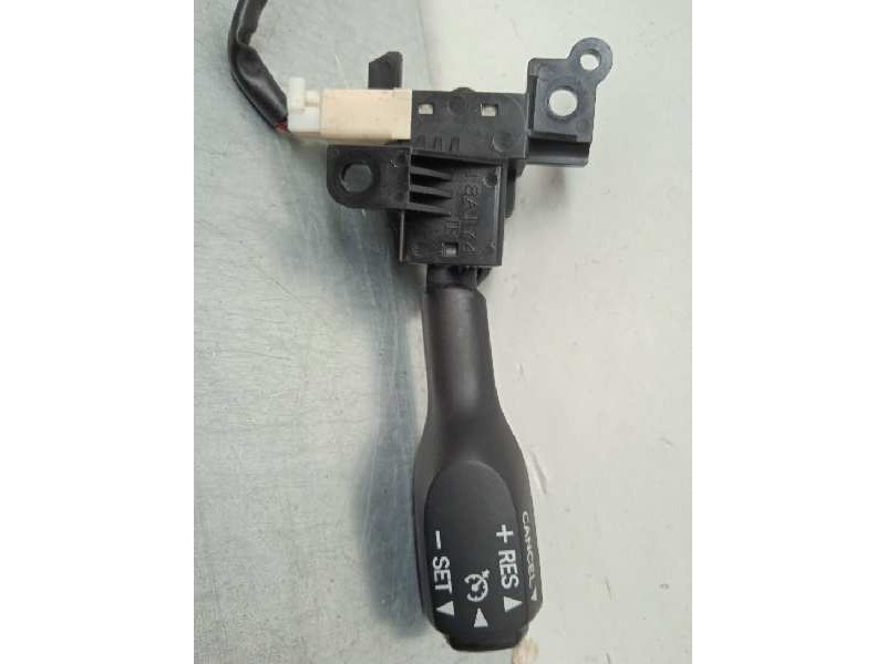 Recambio de mando volante para toyota auris luna referencia OEM IAM 18A174  CONTROL VELOCIDAD