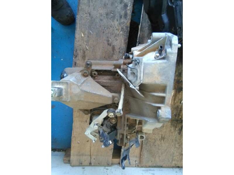 Recambio de caja cambios para nissan note acenta referencia OEM IAM JH3323  