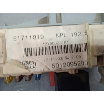 Recambio de caja reles / fusibles para fiat stilo (192) 1.9 jtd 115 referencia OEM IAM 51711819 46750594 