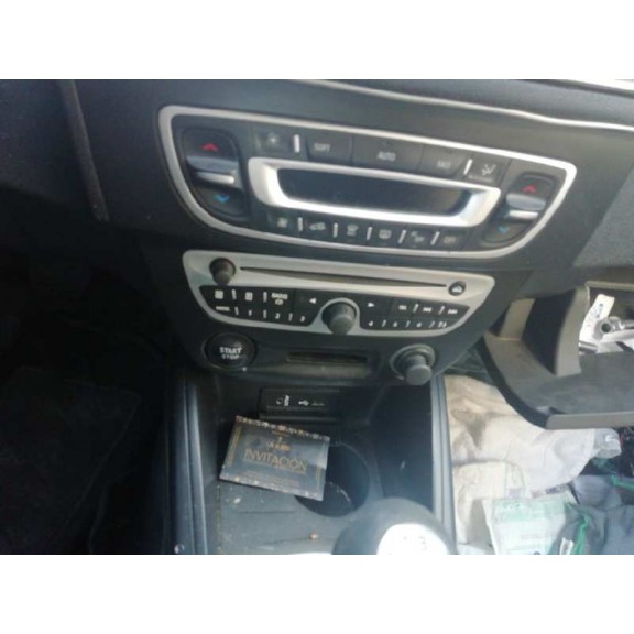 Recambio de sistema audio / radio cd para renault megane iii sport tourer 1.5 dci diesel fap referencia OEM IAM   