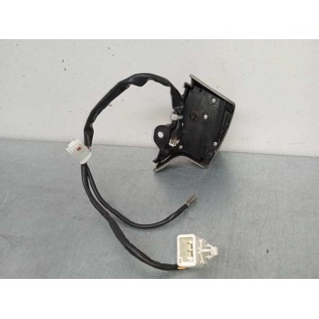 Recambio de mando volante para toyota auris luna referencia OEM IAM  CONTROL RADIO 