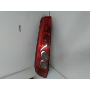 PILOTO TRASERO IZQUIERDO 3 P