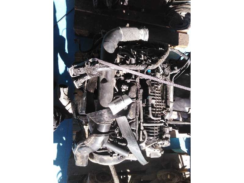 Recambio de despiece motor para volvo v40 kinetic referencia OEM IAM D4204T9 TURBO 31380131 / 836263 