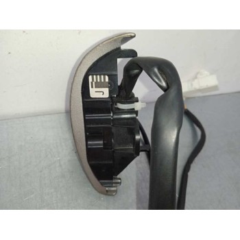 Recambio de mando volante para toyota auris luna referencia OEM IAM  CONTROL RADIO 