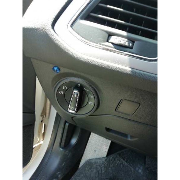 Recambio de mando luces para seat leon st (5f8) x-perience 4drive referencia OEM IAM   