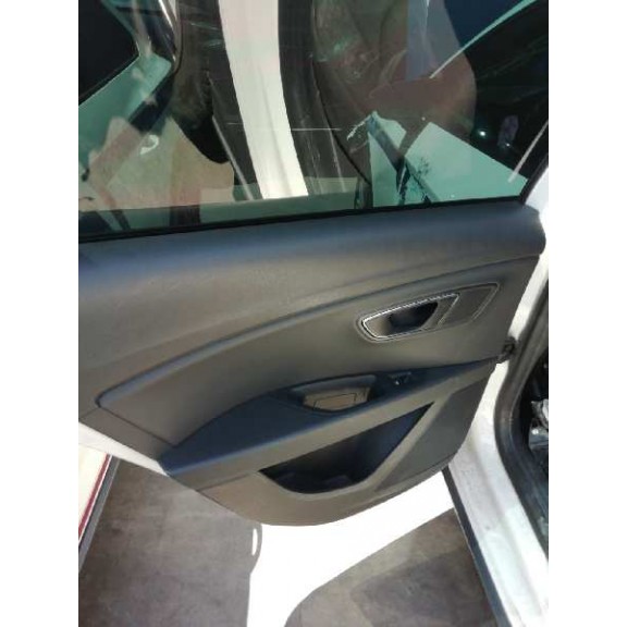 Recambio de guarnecido puerta trasera izquierda para seat leon st (5f8) x-perience 4drive referencia OEM IAM   