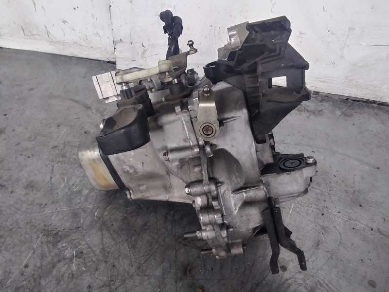 Recambio de caja cambios para peugeot 208 active referencia OEM IAM 20A701  