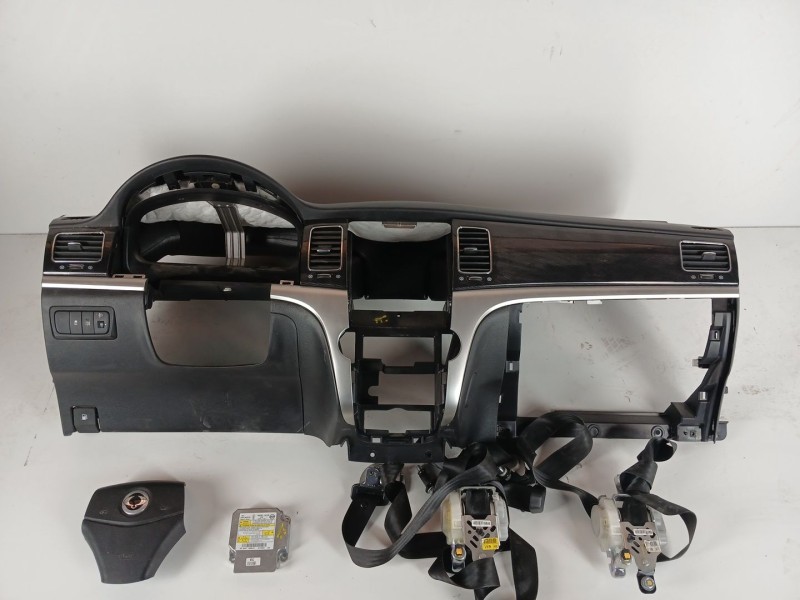 Recambio de kit airbag para ssangyong korando limited 4x2 referencia OEM IAM   