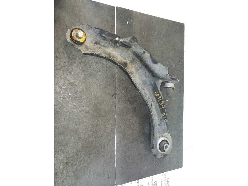 Recambio de brazo suspension inferior delantero izquierdo para renault captur luxe referencia OEM IAM   