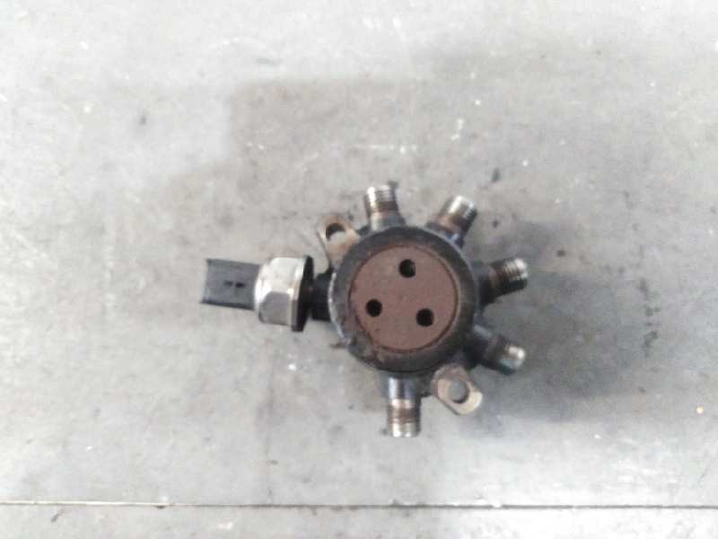 Recambio de rampa inyectora para renault kangoo (f/kc0) expression referencia OEM IAM 820057345  