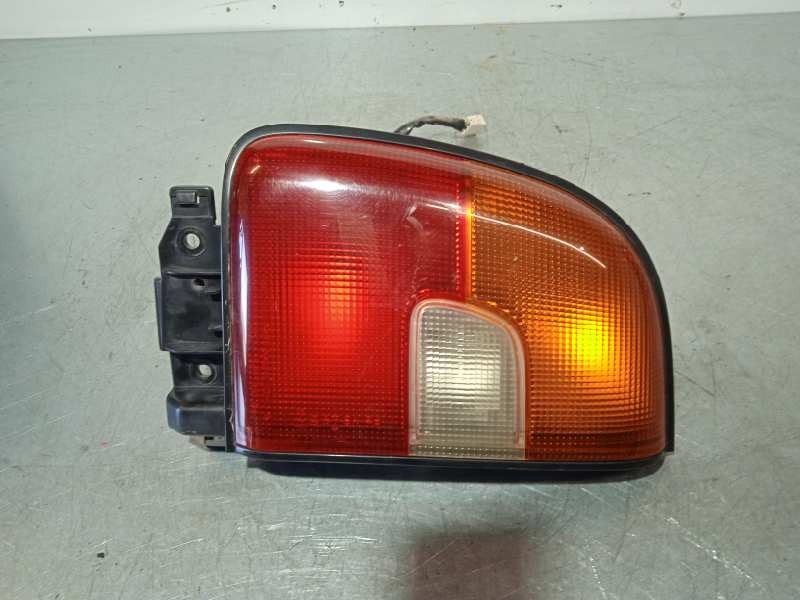 Recambio de piloto trasero izquierdo para toyota rav 4 funcruiser (a1) básico referencia OEM IAM 8156042020  