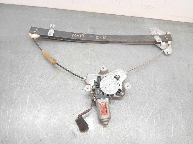 Recambio de elevalunas delantero derecho para ssangyong rexton 2.7 turbodiesel cat referencia OEM IAM 8810008011 / 7234008003  