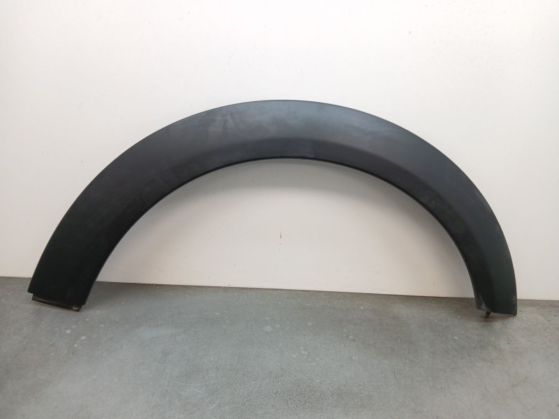 Recambio de molduras traseras para mini mini (r56) one referencia OEM IAM 7157105 IZQUIERDA 