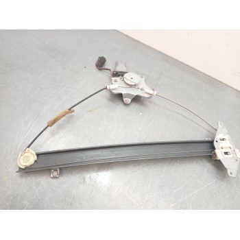 Recambio de elevalunas delantero derecho para ssangyong rexton 2.7 turbodiesel cat referencia OEM IAM 8810008011 / 7234008003  