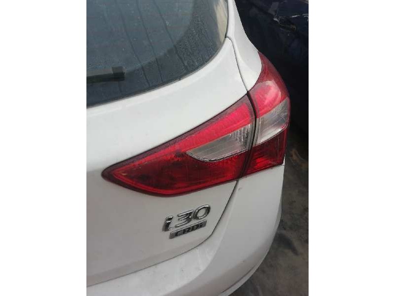 Recambio de piloto trasero derecho interior para hyundai i30 (gd) base referencia OEM IAM 92404A50DOT  