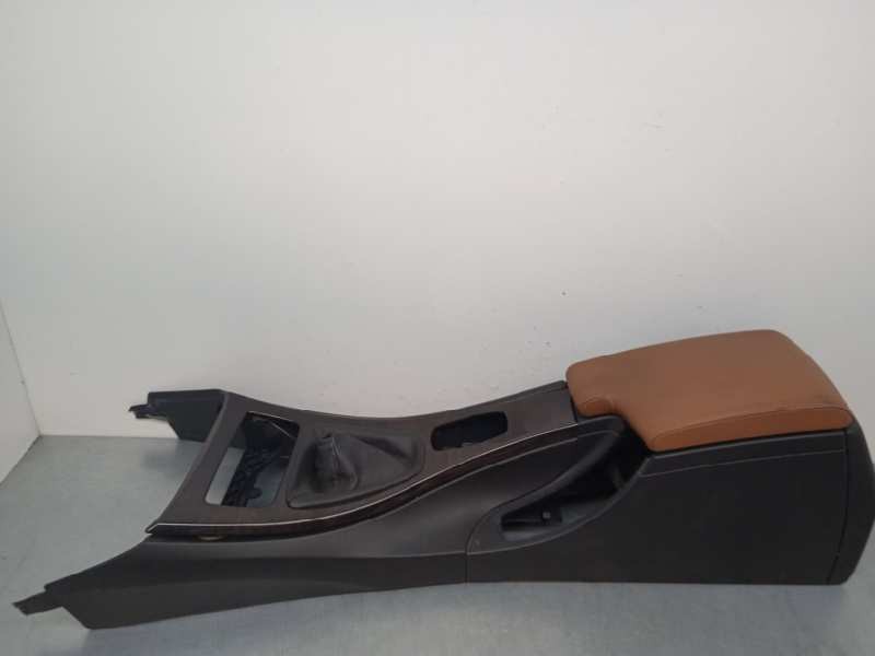 Recambio de apoyabrazos central para bmw serie 3 berlina (e90) 318d referencia OEM IAM  NEGRO--MARRON 51169153269