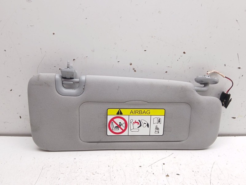 Recambio de parasol derecho para omoda 5 referencia OEM IAM   