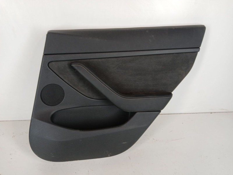 Recambio de guarnecido puerta trasera derecha para tesla model 3 ev referencia OEM IAM 158812902E  