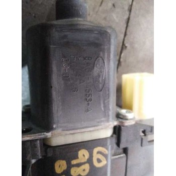 Recambio de motor elevalunas delantero derecho para ford fiesta (cb1) ambiente referencia OEM IAM 8A6114553A  