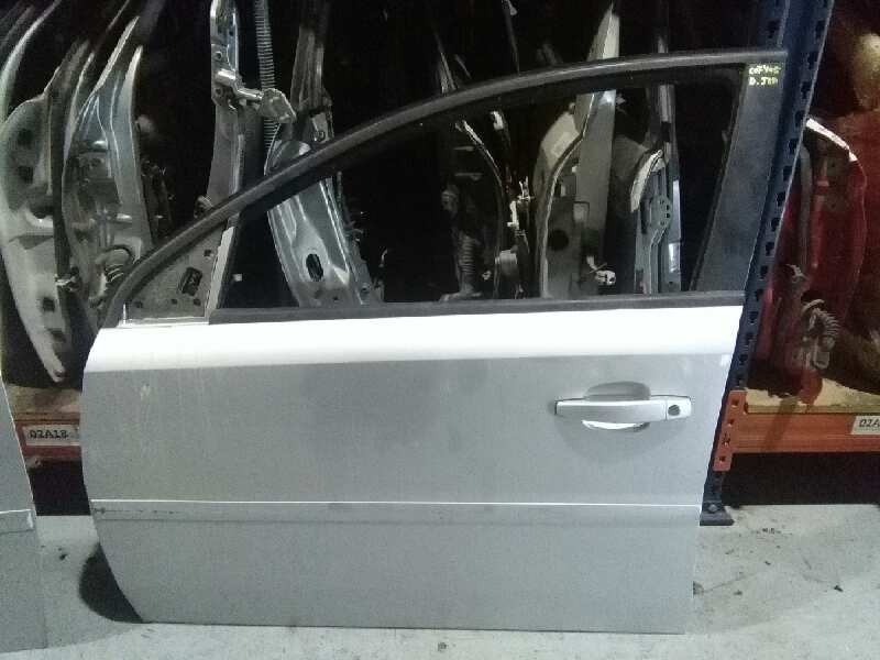Recambio de puerta delantera izquierda para opel vectra c berlina comfort referencia OEM IAM  PLATA 