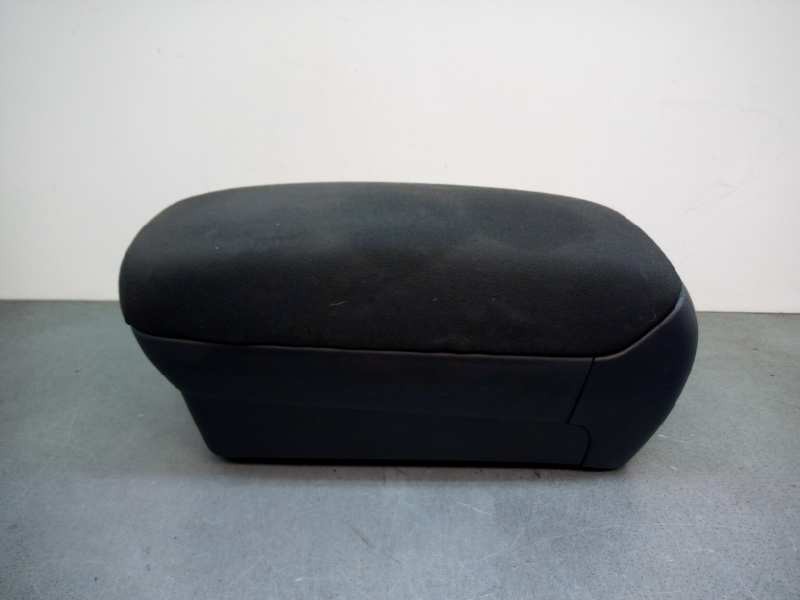 Recambio de apoyabrazos central para toyota avensis berlina (t25) 1.8 sol sedán (4-ptas.) referencia OEM IAM   