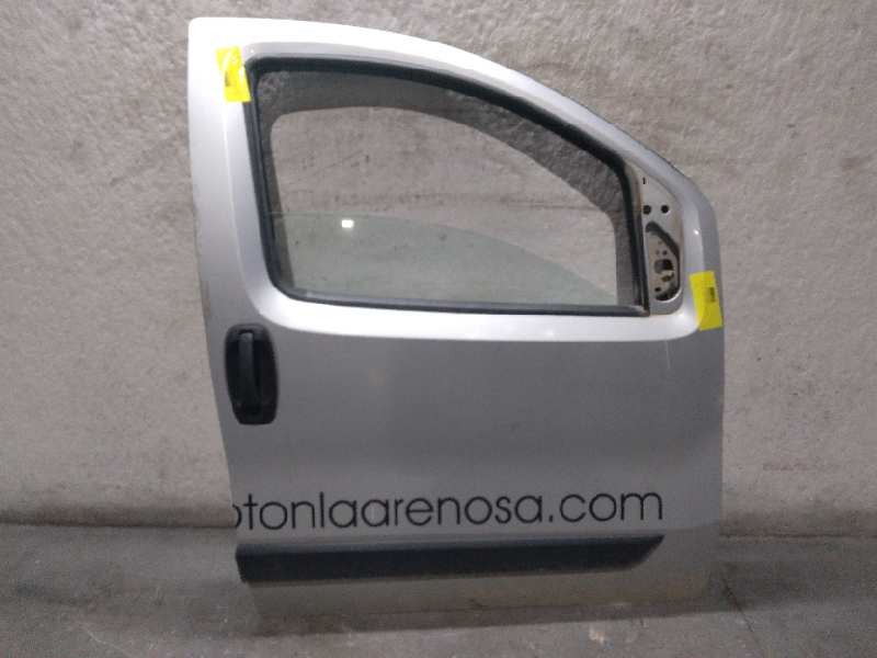 Recambio de puerta delantera derecha para fiat fiorino básico familiar referencia OEM IAM  PLATA 