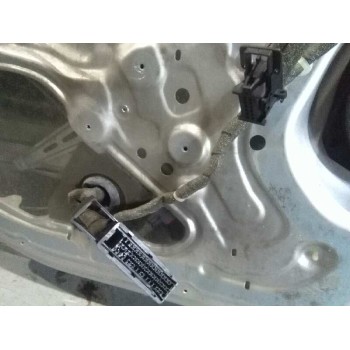 Recambio de puerta delantera izquierda para opel vectra c berlina comfort referencia OEM IAM  PLATA 