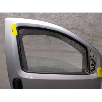 Recambio de puerta delantera derecha para fiat fiorino básico familiar referencia OEM IAM  PLATA 